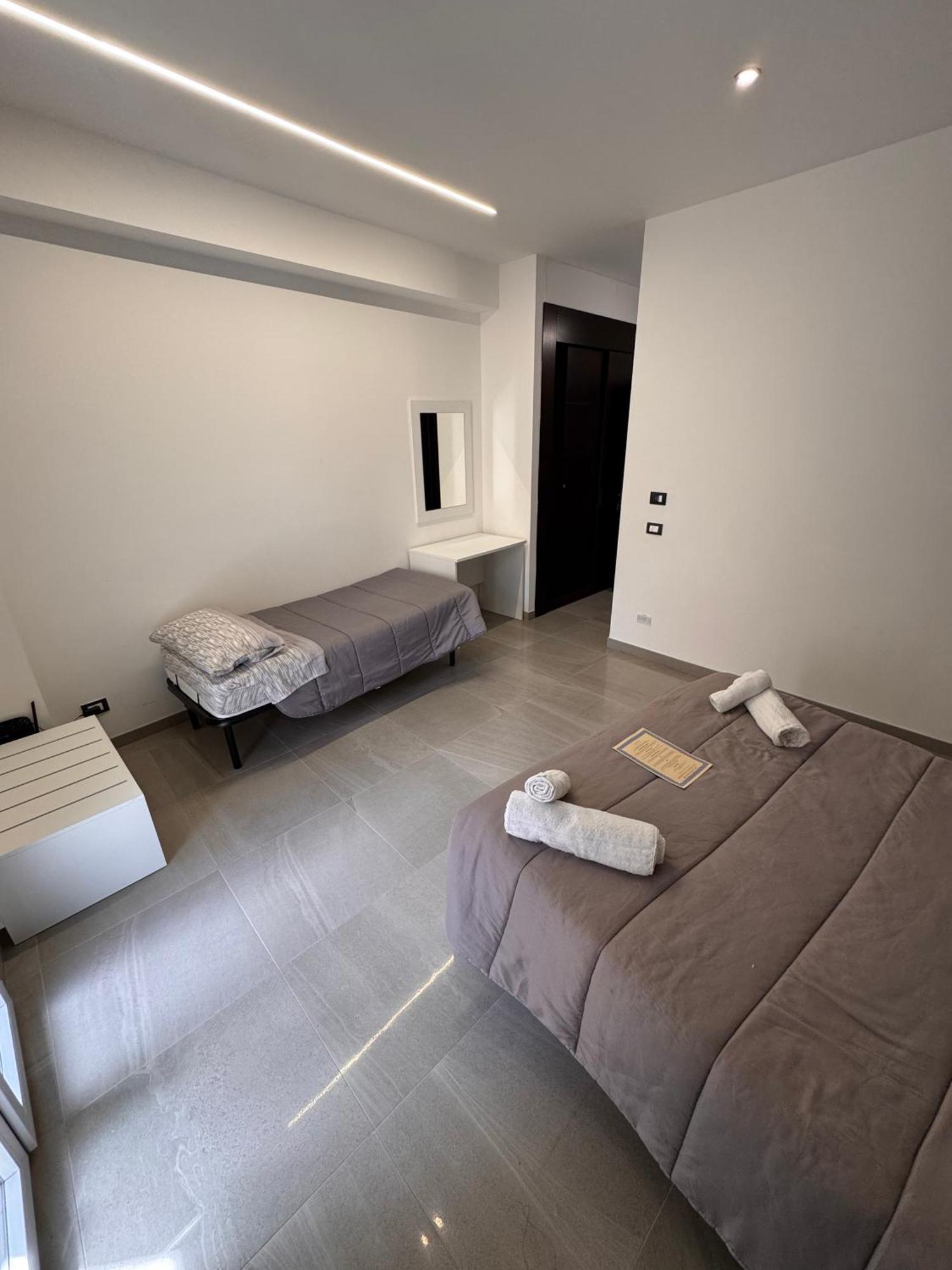 Le Camere Dell'Emiro Castronuovo di Sicilia エクステリア 写真